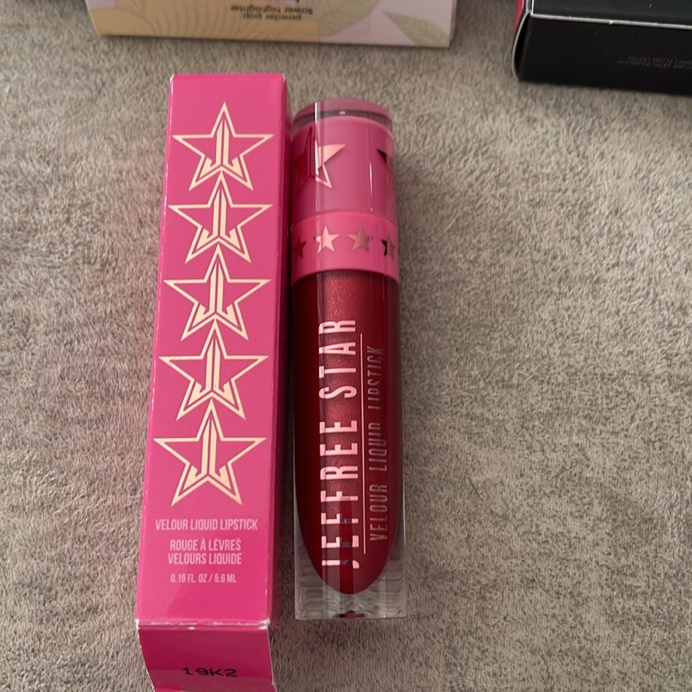 Jeffree Star Liquid Lipstick Christmas Stocking Mystery Shade